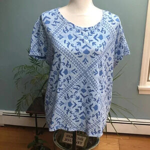 100% Cotton Vineyard Vines T-Shirt. Medium.